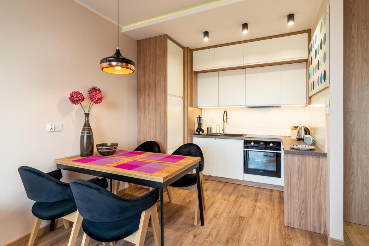 Apartamenty W Gdansku - Zajezdnia Wrzeszcz, Grudziadzka 4B Bagian luar foto