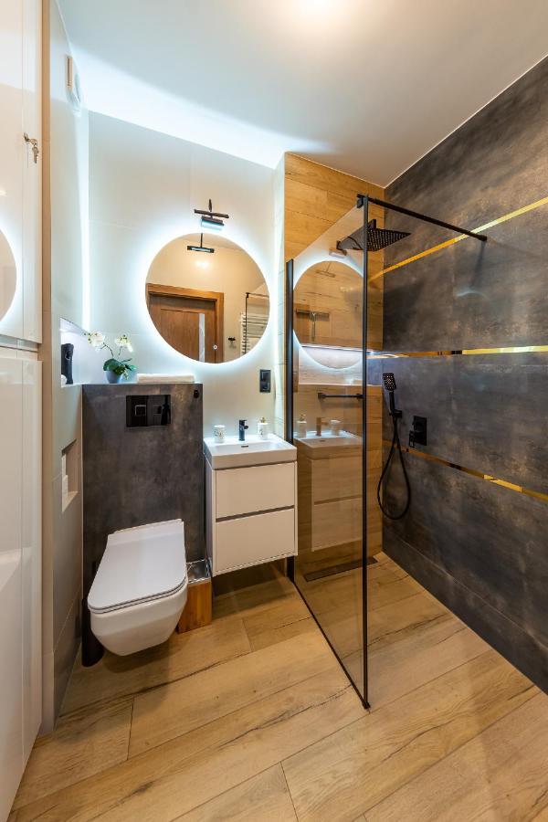 Apartamenty W Gdansku - Zajezdnia Wrzeszcz, Grudziadzka 4B Bagian luar foto